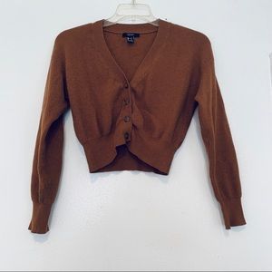 Brown cropped v neck crop cardigan